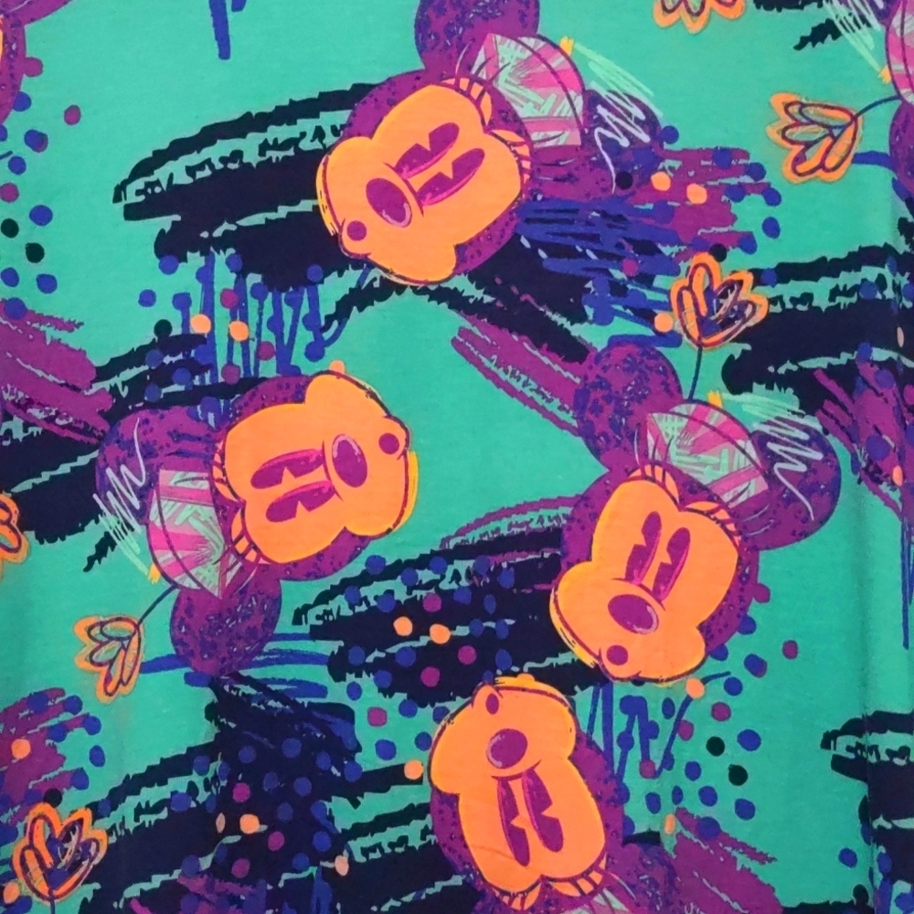 NWT LulaRoe Irma Disney Mickey Shirt Size S - Picture 2 of 5